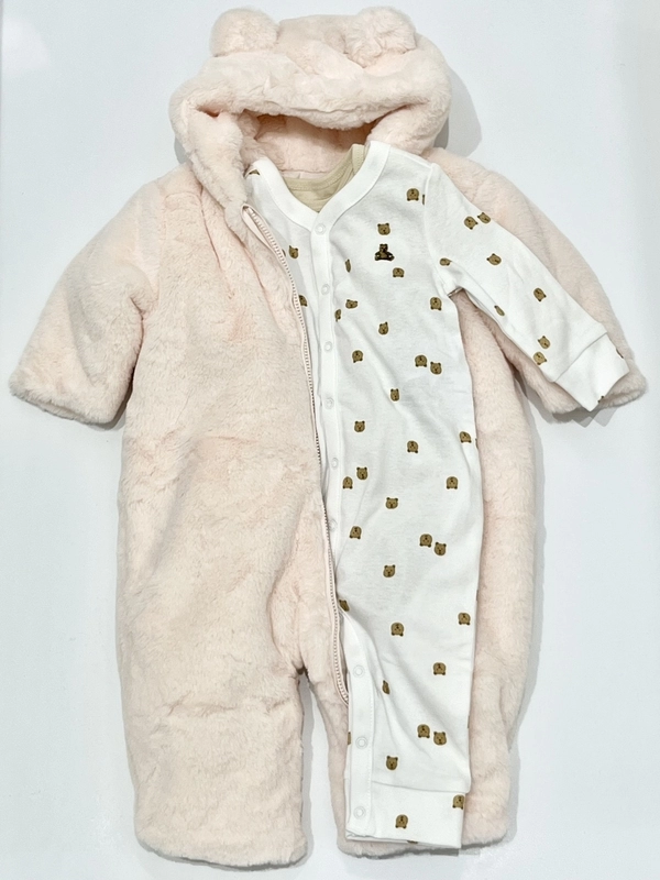 もこもこカバーオールのくまさんコーデ