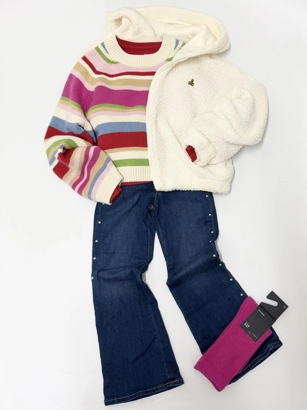 カラフルニットで毎日の通学も楽しいね♪