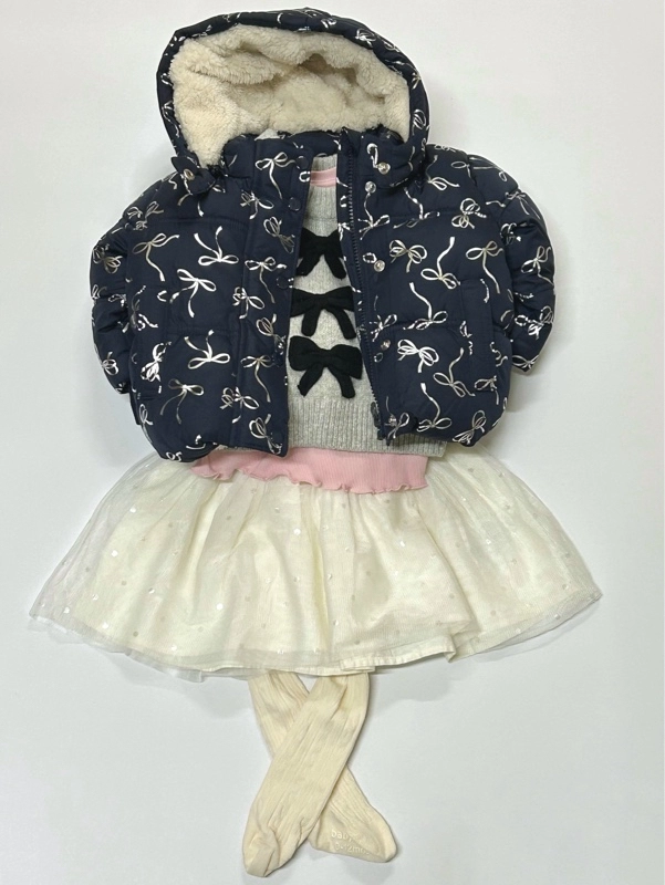 【おでかけ着に♩】Holidayにキラキラ輝くアウター