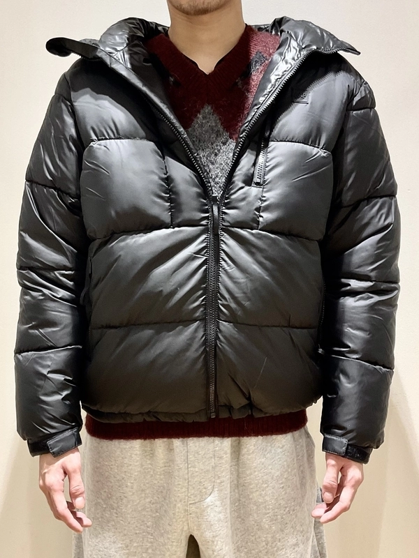 新作ヘビーウェイトパファージャケットのスタイリング | Gap公式