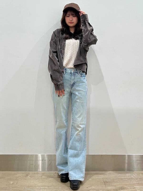 ブラウン×holiday映画館コーデ