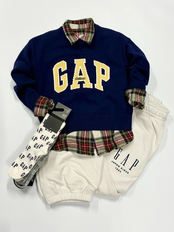 家族とお揃いでお出かけコーデ