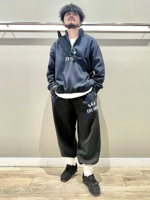 Black Friday コーデ》のスタイリング | Gap公式オンラインストア