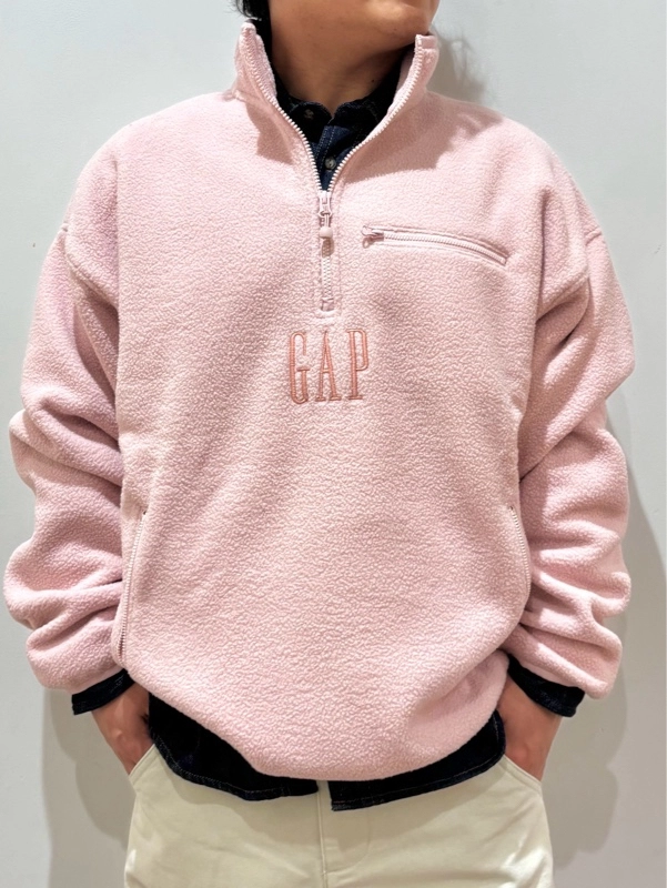 親子リンクコーデもできるGapロゴフリースdeコーデ』 | Gap公式 