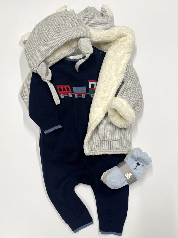 汽車セーターでメリークリスマス⭐︎