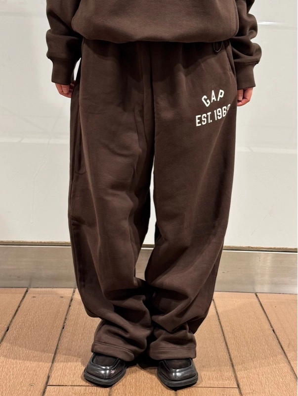 ハーフジップセットアップのスタイリング | Gap公式オンラインストア