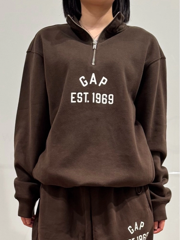 ハーフジップセットアップのスタイリング | Gap公式オンラインストア