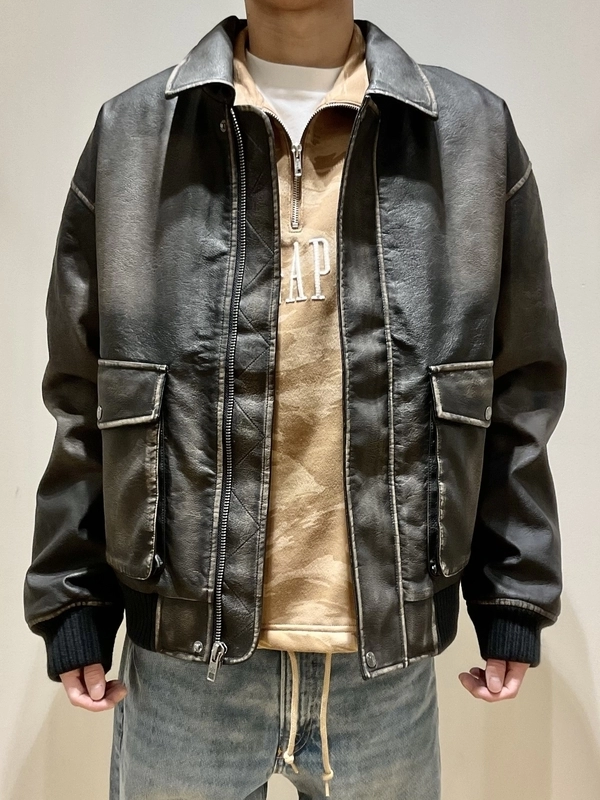 GAPレザー ボンバージャケットMA-1 レザージャケット L ヴィーガンレザーボンバージャケットのスタイリング | Gap公式