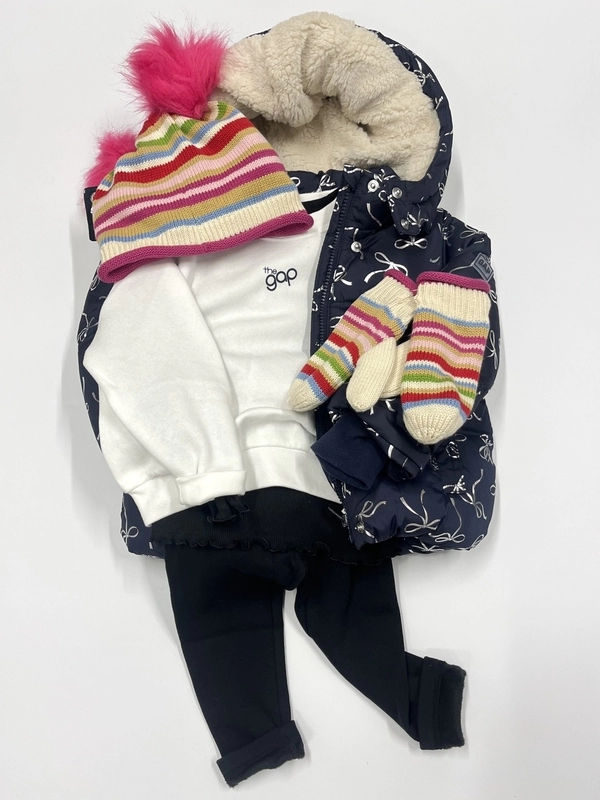 防寒アウターで公園コーデ！