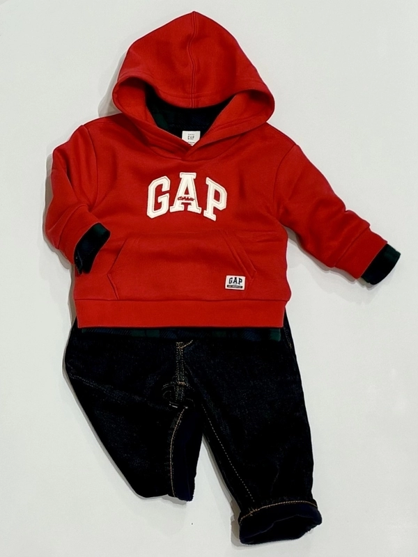 クリスマスカラーでお出かけコーデ！！