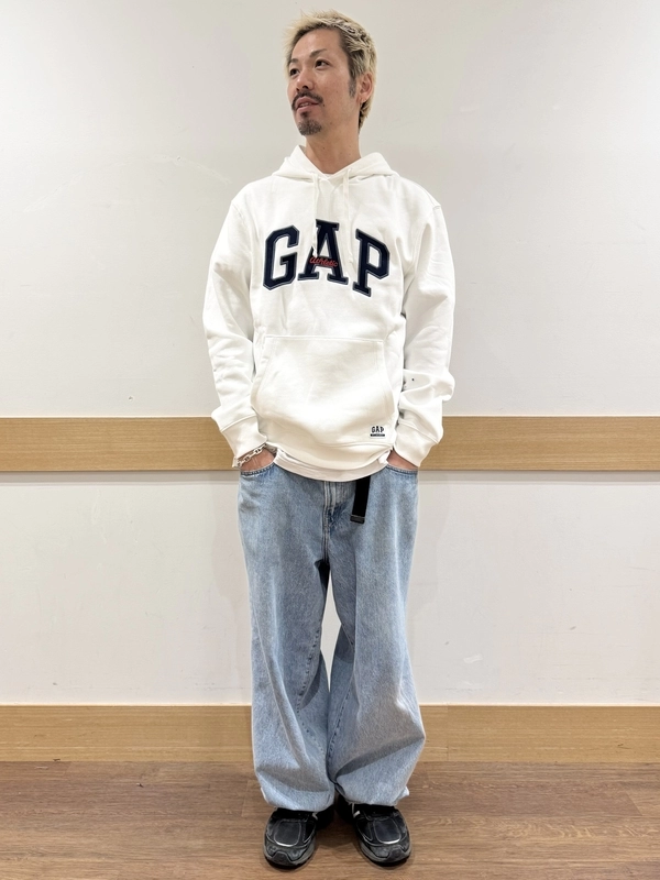 【ロゴパーカー】