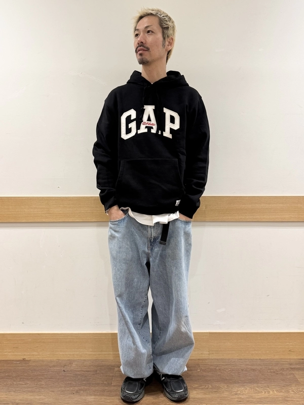 【ロゴパーカー】