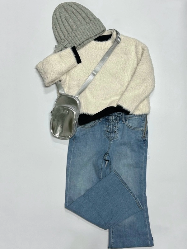 【ほっこり暖か】ふわふわニットのデニムコーデ☆