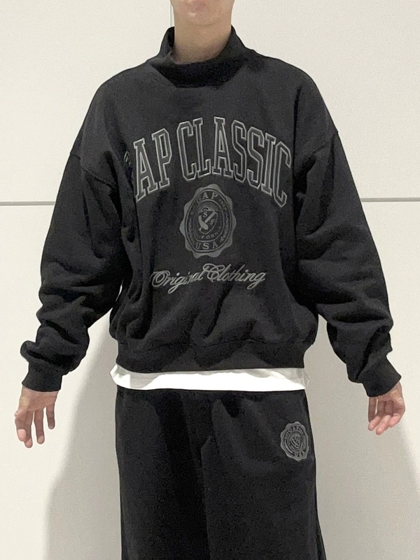 セットアップ、モックネックスウェットのスタイリング | Gap公式