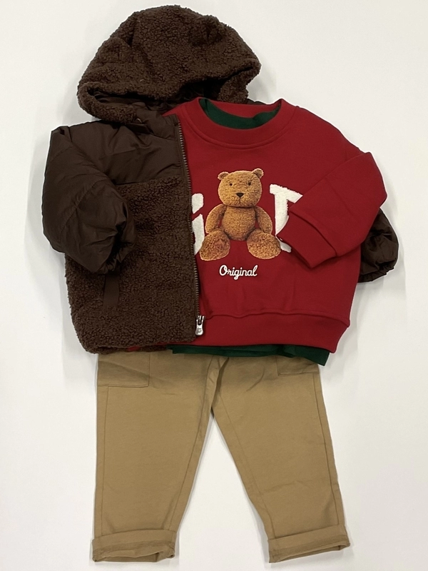 くまさんトレーナーコーデ