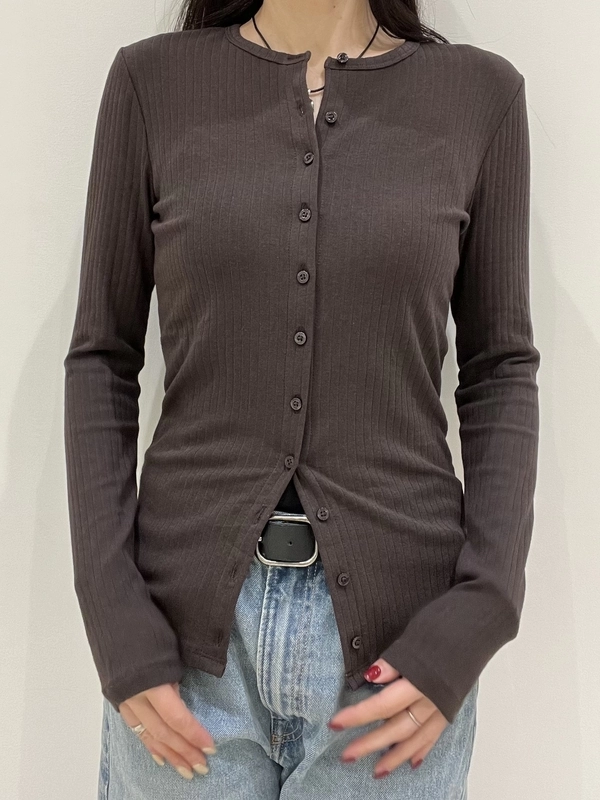 メンズブーツカットデニムのスタイリング | Gap公式オンラインストア