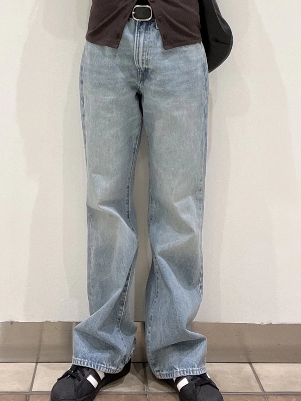 メンズブーツカットデニムのスタイリング | Gap公式オンラインストア