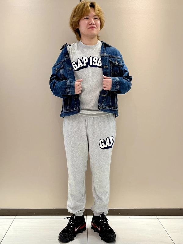 Vava Dudu ペイント フード付きデニムジャケット スウェット ⭐︎ Vava Dudu ペイント フード付きデニムジャケット スウェット ⭐︎ Vava