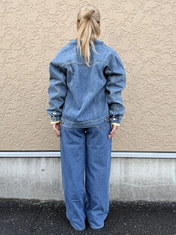 デニムセットアップ風のスタイリング | Gap公式オンラインストア