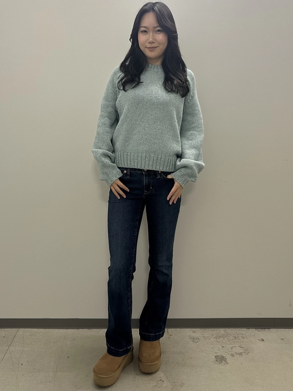 【冬に映えるセーター】