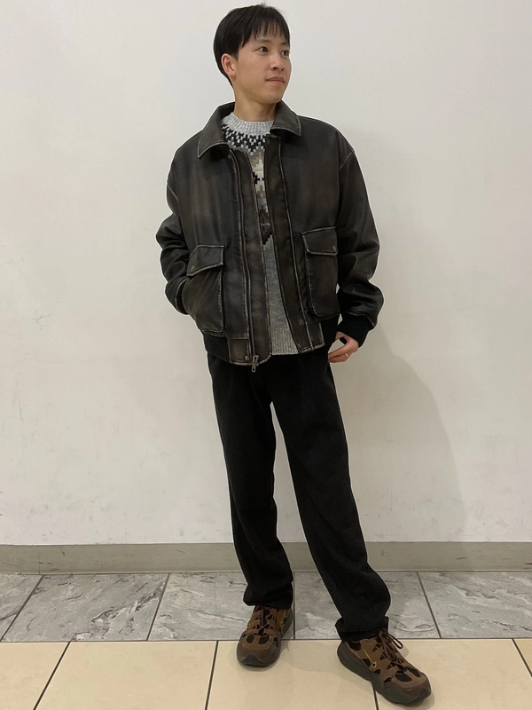 レザージャケットコーデ