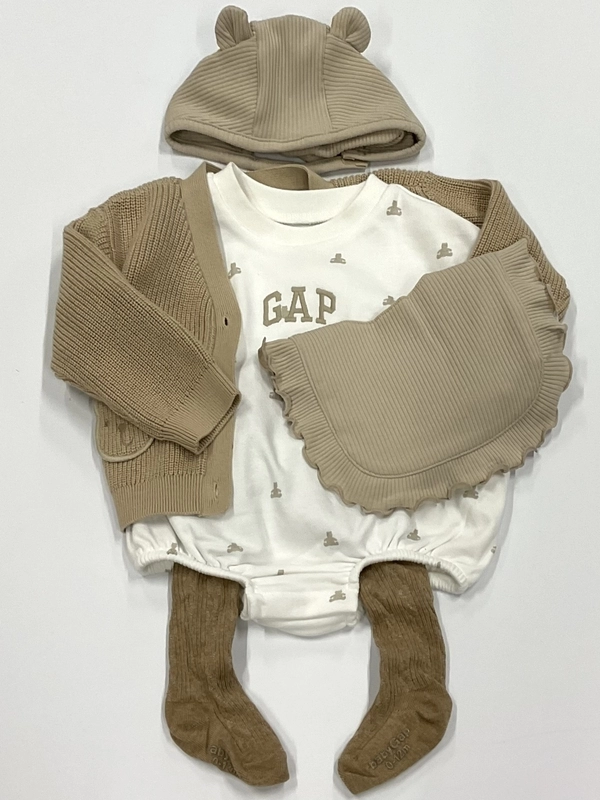 出産準備やギフトにおすすめコーデ