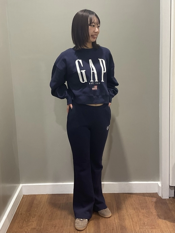 GAP オリーブ ストライプ セットアップ 新作セットアップの