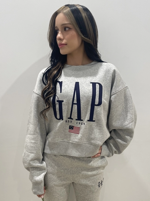 待望のフレアシルエット♪セットアップコーデ | Gap公式オンラインストア
