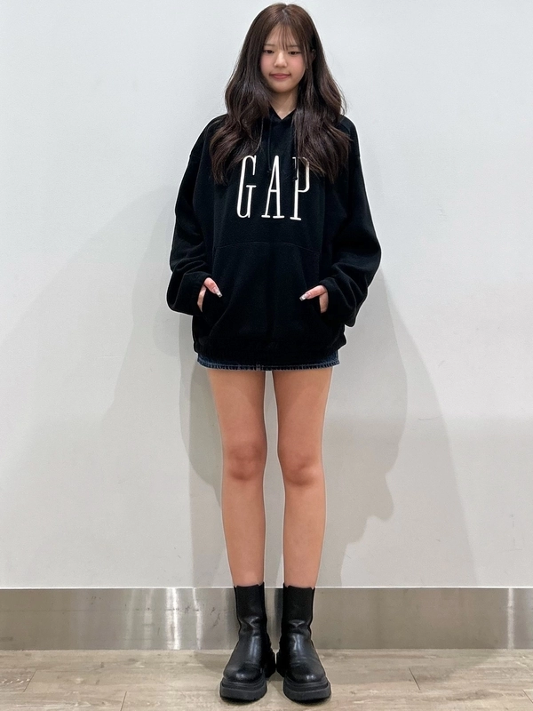 新作！セットアップスウェットパーカーコーデのスタイリング | Gap公式