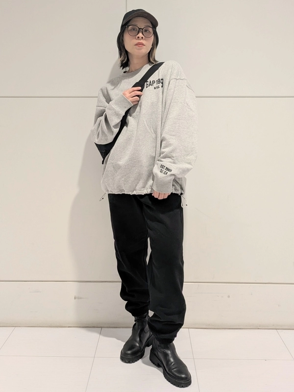 大人気！ストライプ柄のバレルデニムが新登場！】のスタイリング | Gap