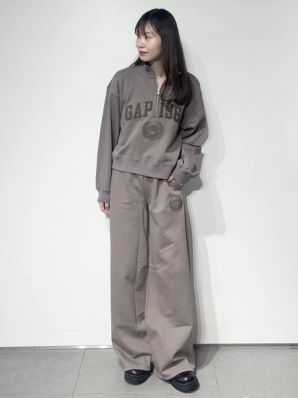 まーちん GAP1969　上下XL　グレー、ブラックセットアップ まーちん様専用 GAP1969 上下XL グレー、ブラックセットアップ 2025年