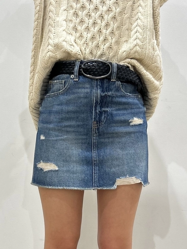 ケーブルニットセーターコーデのスタイリング | Gap公式オンラインストア