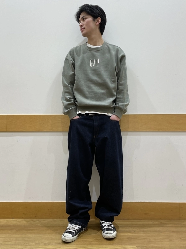 New】GAPロゴスウェットセットアップのスタイリング | Gap公式