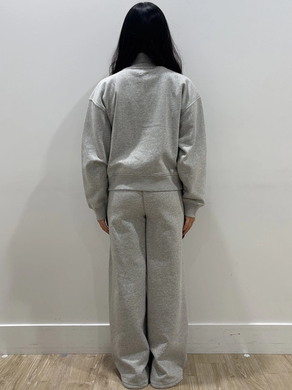 新作」グレーセットアップコーデ☆ | Gap公式オンラインストア