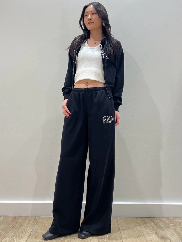 大人気】定番LOGOセットアップコーデ | Gap公式オンラインストア