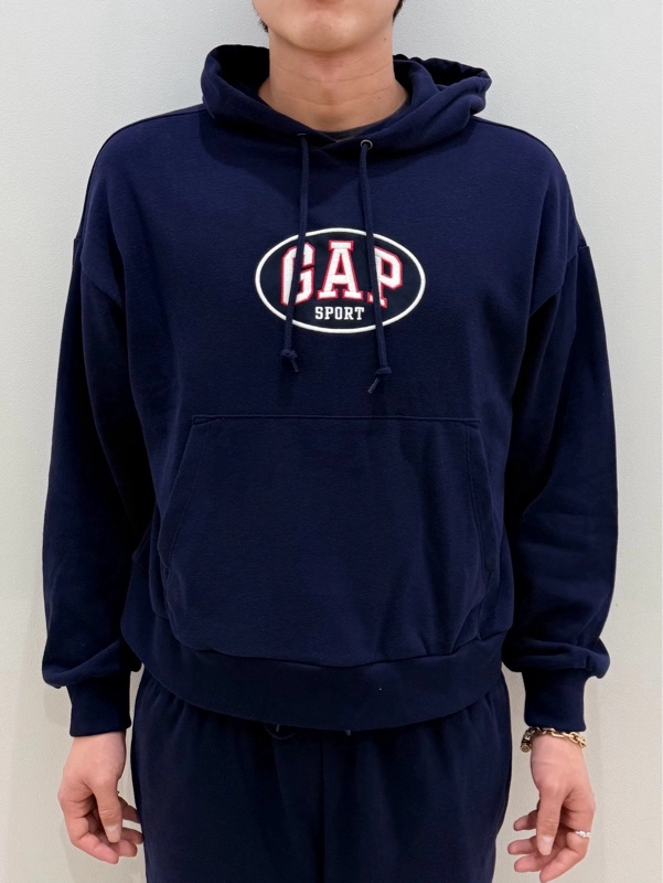 新作！GAPロゴセットアップのスタイリング | Gap公式オンラインストア