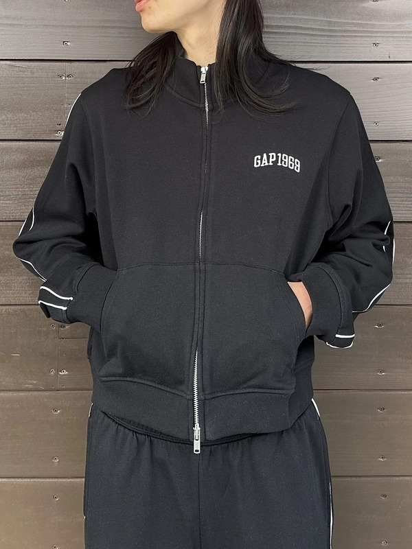 新作】トラックジャケット×バギーワイドスウェットパンツの