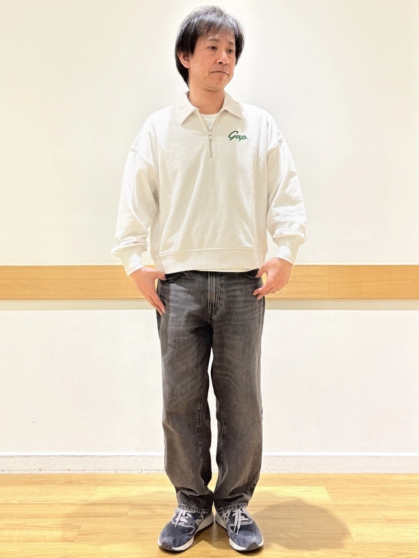 ハーフジップで作る大人カジュアル】のスタイリング | Gap公式