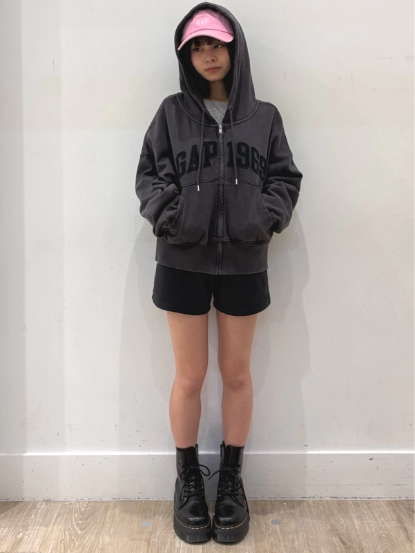 大人気】KIDS迷彩サーマルTシャツのスタイリング | Gap公式オンライン