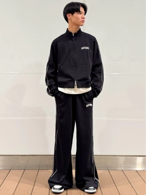 GAP　トラックジャケット＆パンツ　セットアップ　ブラック　Ｌ＆Ｍ Gap公式オンラインストア
