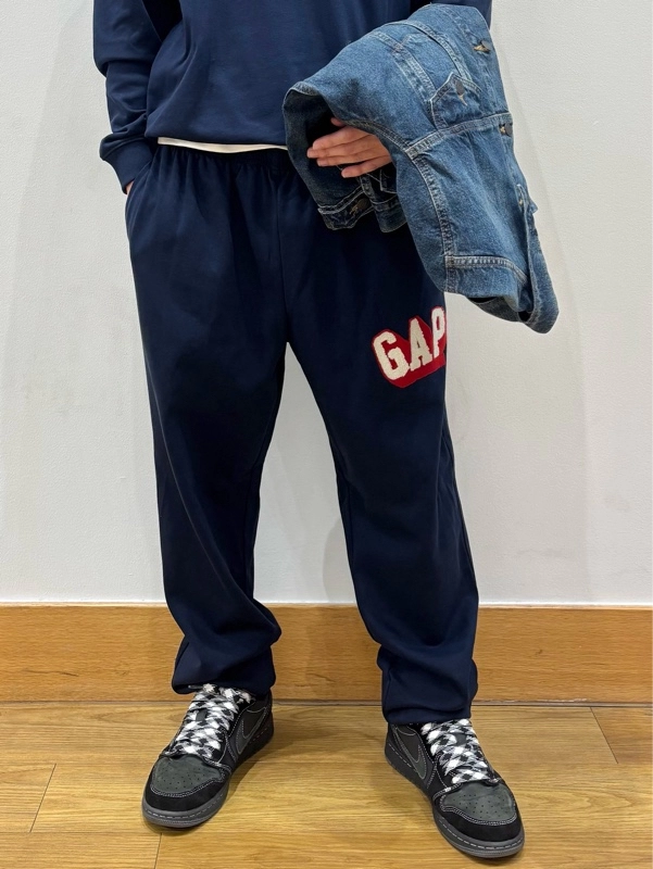 GAP EST1969 セットアップ 青色 1969年設立 GAP（ギャップ）の「ヴィンテージソフト EST1969ロゴ パーカー(ユニ