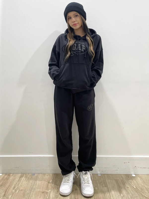 GAP ブラック パーカーとパンツセット ブラック】セットアップ！ | Gap公式オンラインストア