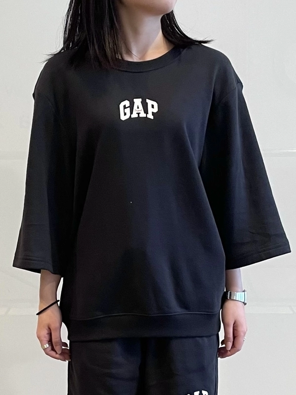 大人気】半袖半ズボン×ロゴセットアップコーデ | Gap公式オンラインストア