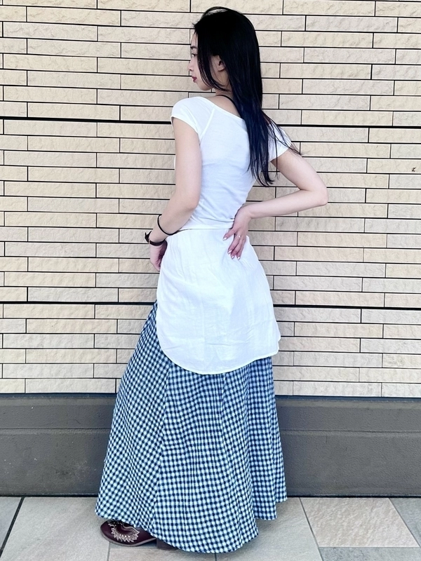 アレキサンダーワン　クロップド　ギンガムチェック　トップス　XS スカート オススメ】クロップドTシャツ×ギンガムチェックマキスカート | Gap公式
