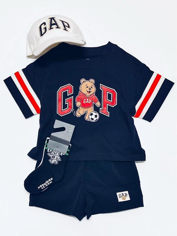 サッカーTシャツ×吸水速乾パンツ ワクワクコーデ | Gap公式オンライン
