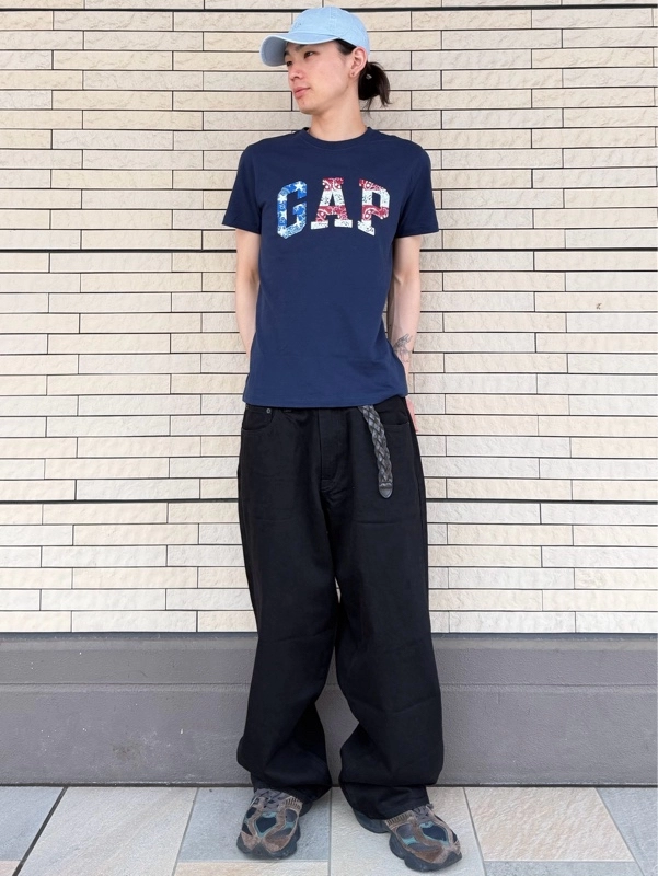 新作】 オーバーサイズGapロゴトラックジャケット | Gap公式オンライン