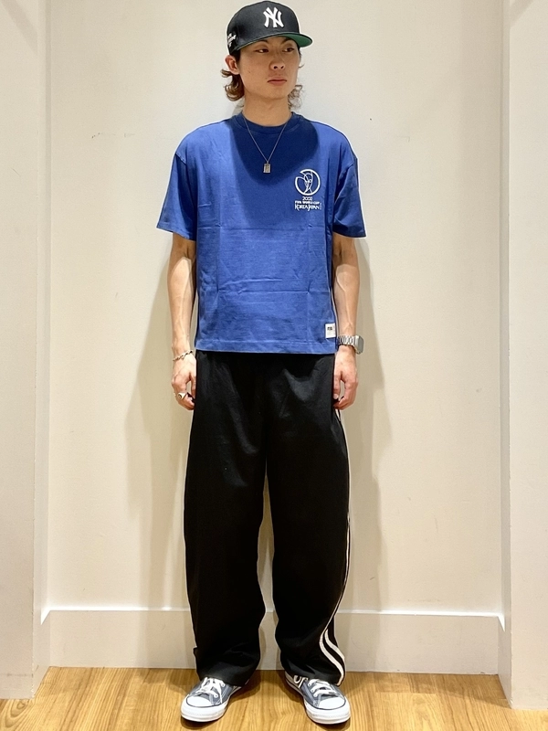 サッカーワールドカップグラフィックTシャツ | Gap公式オンラインストア