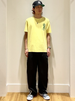 サッカーワールドカップグラフィックTシャツ | Gap公式オンラインストア