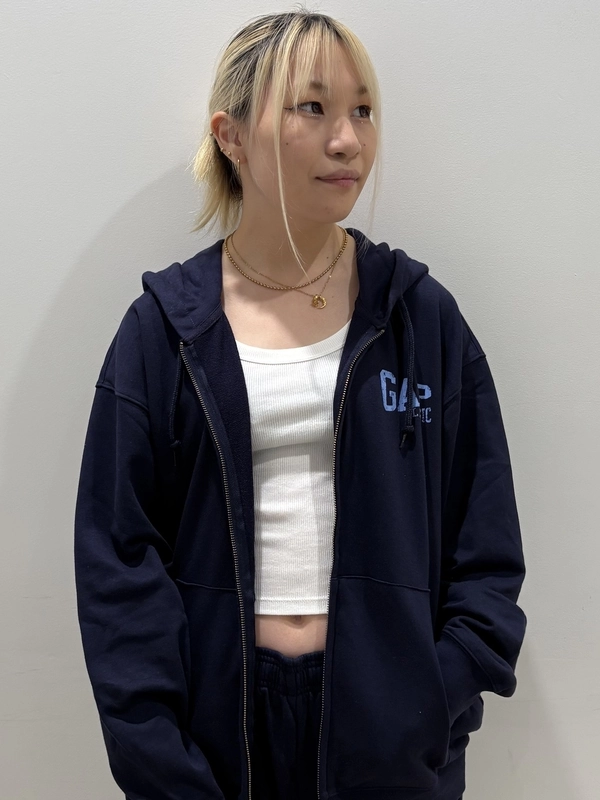 ユニセックスで着れるスウェットセットアップ◎ | Gap公式オンラインストア