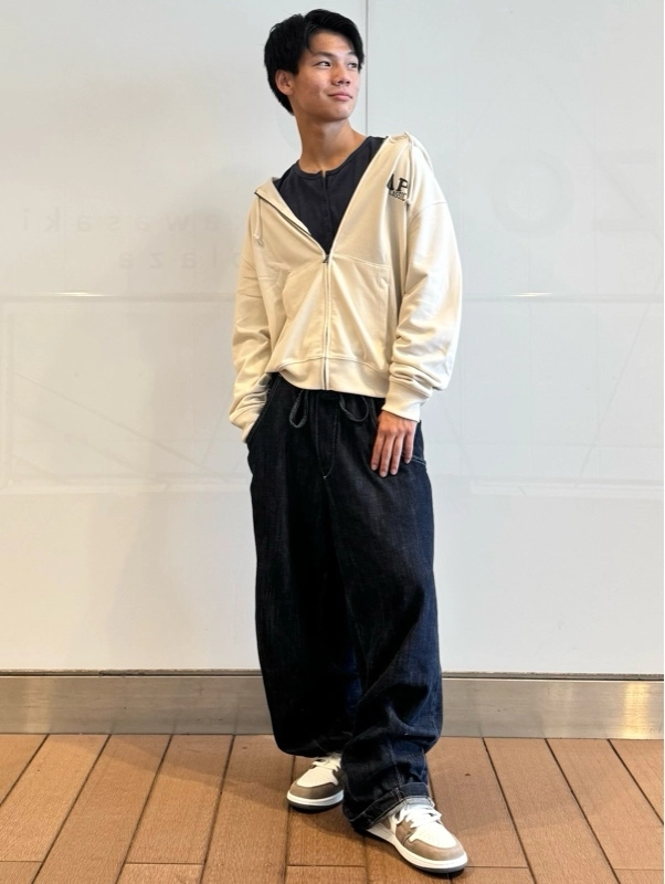 ベージュデニムセットアップワントーンコーデ | Gap公式オンラインストア
